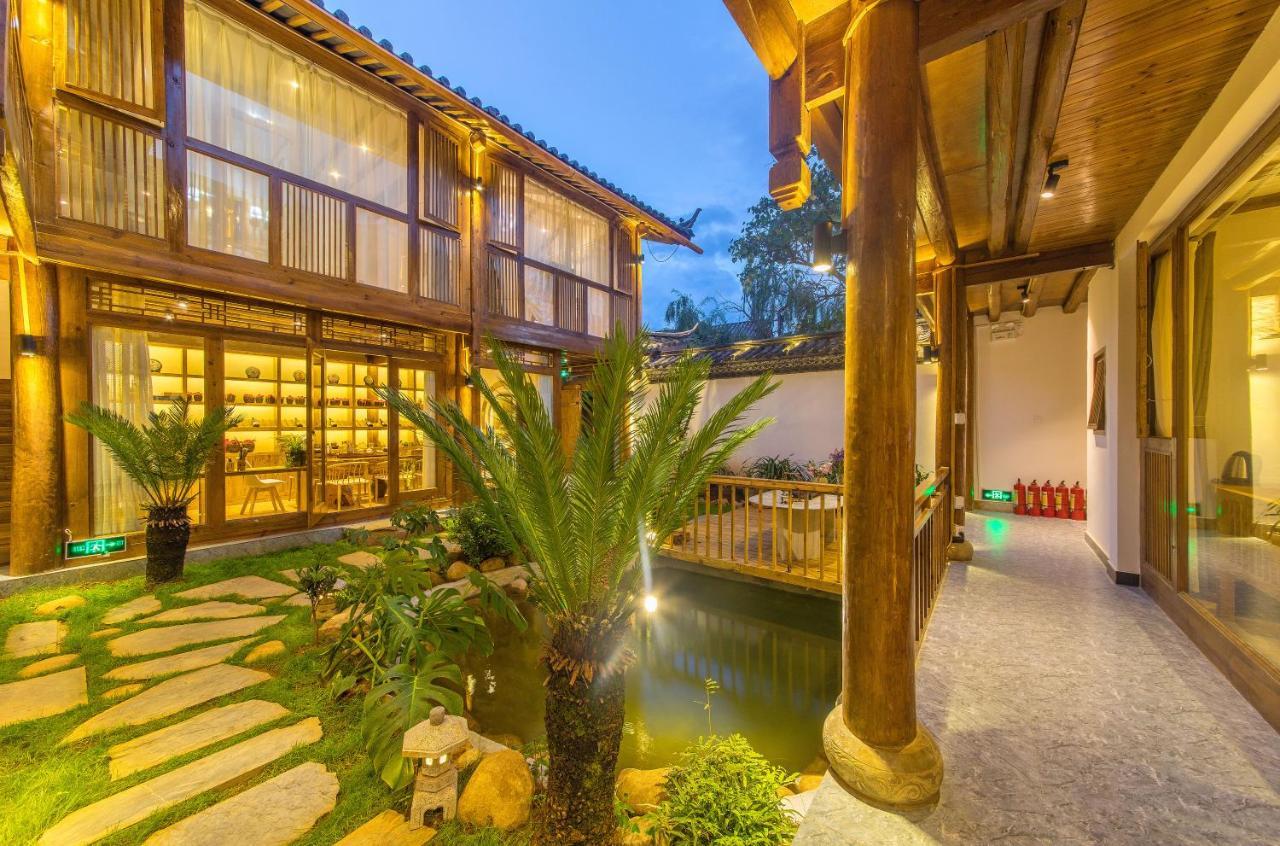 桐墅客栈 Lijiang Village House Экстерьер фото