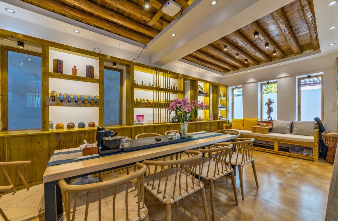 桐墅客栈 Lijiang Village House Экстерьер фото